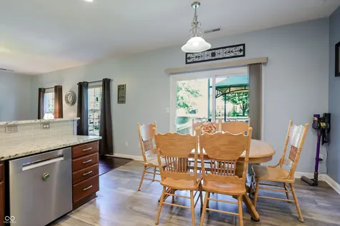 8112 Grassy Meadow Circle Indianapolis IN 46259