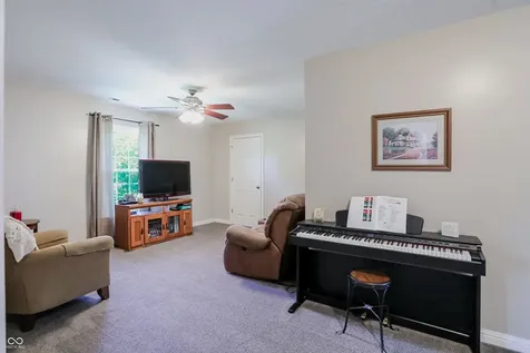 8112 Grassy Meadow Circle Indianapolis IN 46259