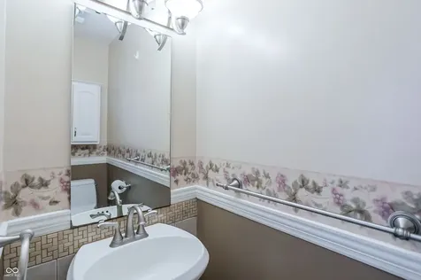 6903 Harriet Drive Indianapolis IN 46237