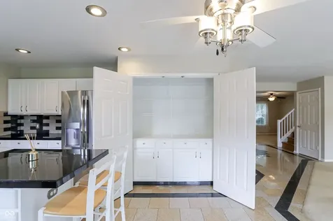 6903 Harriet Drive Indianapolis IN 46237