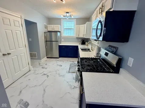 1249 Union Street Indianapolis IN 46225