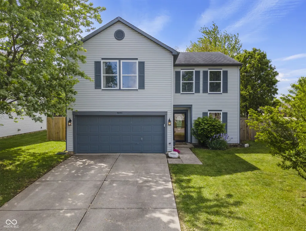 9891 Sapphire Berry Lane Fishers IN 46038