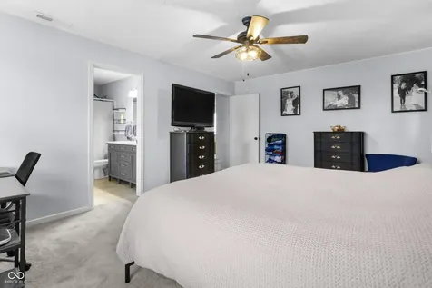 9891 Sapphire Berry Lane Fishers IN 46038