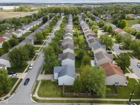 9891 Sapphire Berry Lane Fishers IN 46038