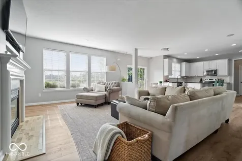 6563 Bainbridge Way Zionsville IN 46077