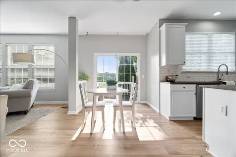 6563 Bainbridge Way Zionsville IN 46077
