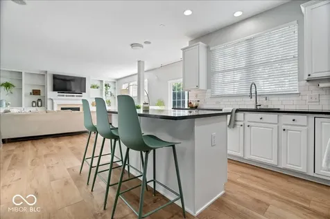 6563 Bainbridge Way Zionsville IN 46077