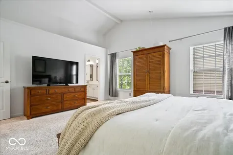 6563 Bainbridge Way Zionsville IN 46077