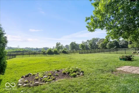 6563 Bainbridge Way Zionsville IN 46077
