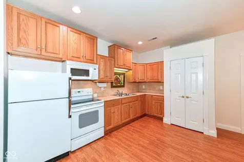 5264 E Rocklane Road Greenwood IN 46143