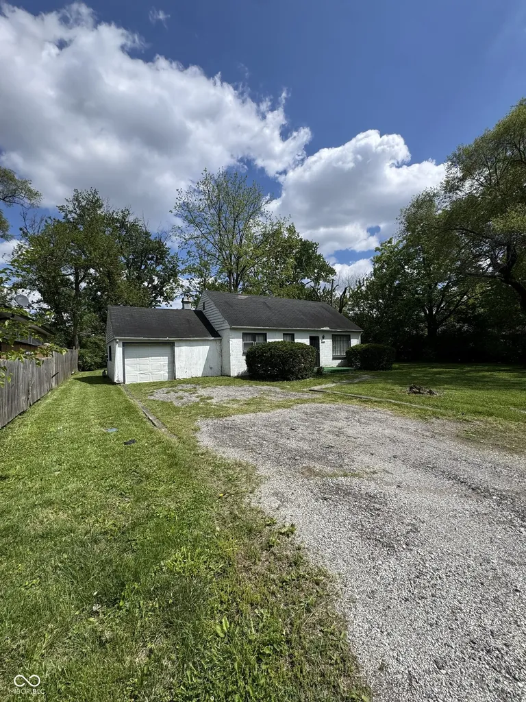4045 N Edmondson Avenue Indianapolis IN 46226