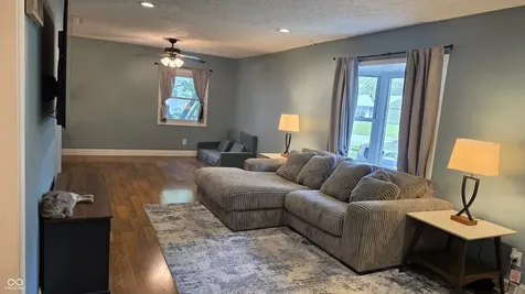 1111 Ashland Avenue Whiteland IN 46184
