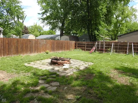 1111 Ashland Avenue Whiteland IN 46184