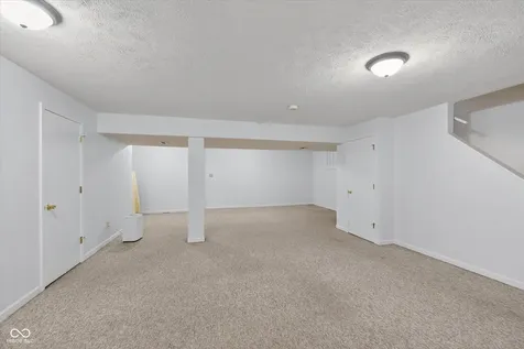 211 Wyndotte Drive Carmel IN 46032
