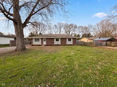4663 W Runyon Lake Drive Greenwood IN 46143