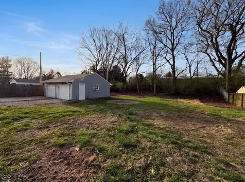 4663 W Runyon Lake Drive Greenwood IN 46143