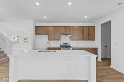 4830 Waterline Street Mccordsville IN 46055