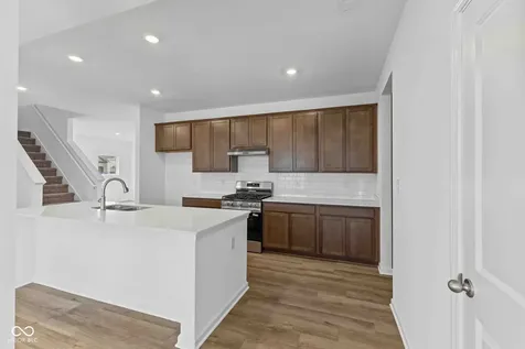 4830 Waterline Street Mccordsville IN 46055