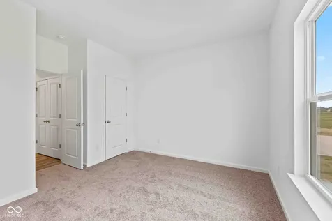 4830 Waterline Street Mccordsville IN 46055