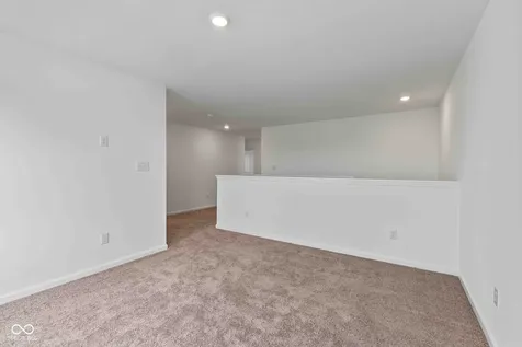 4830 Waterline Street Mccordsville IN 46055