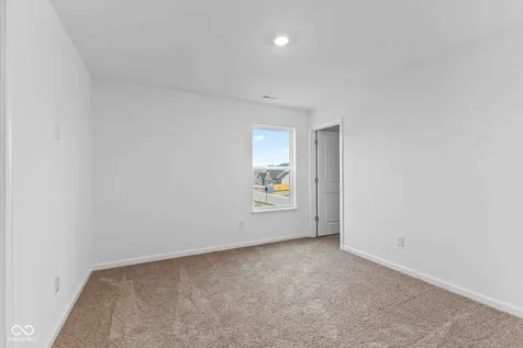4830 Waterline Street Mccordsville IN 46055