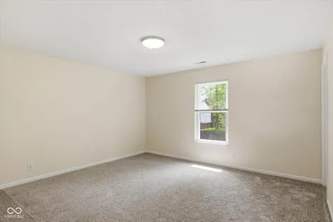 7253 Ponderosa Pines Place Indianapolis IN 46239