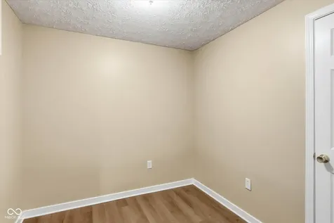 7253 Ponderosa Pines Place Indianapolis IN 46239