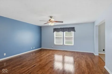 7253 Ponderosa Pines Place Indianapolis IN 46239