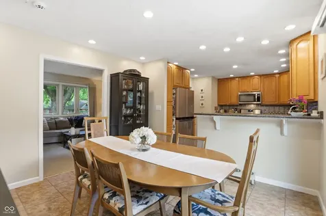 729 Colonial Way Greenwood IN 46142