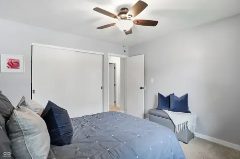 729 Colonial Way Greenwood IN 46142