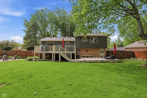 729 Colonial Way Greenwood IN 46142