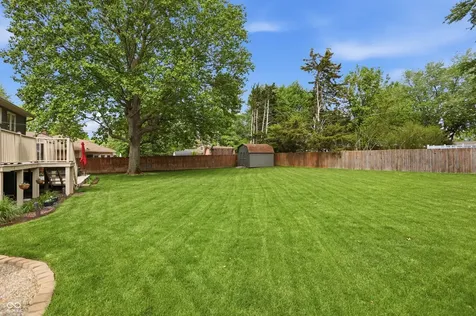 729 Colonial Way Greenwood IN 46142
