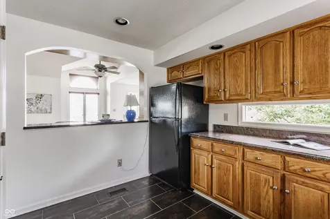 7685 River Road Indianapolis IN 46240