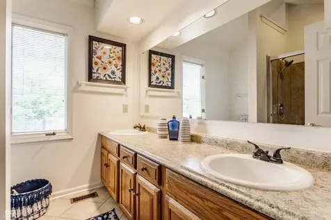7685 River Road Indianapolis IN 46240