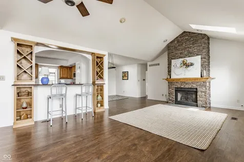 7685 River Road Indianapolis IN 46240