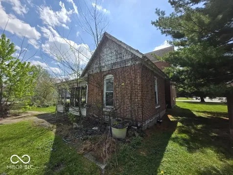 121 E North A Street Gas City IN 46933