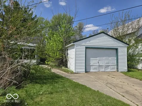 121 E North A Street Gas City IN 46933