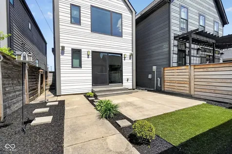 1417 E 11th Street Indianapolis IN 46201