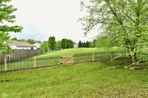 11240 Blue Meadow Drive Fishers IN 46037