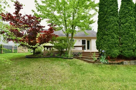 11240 Blue Meadow Drive Fishers IN 46037