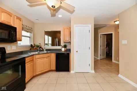 11240 Blue Meadow Drive Fishers IN 46037