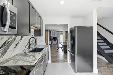7476 Country Brook Drive Indianapolis IN 46260