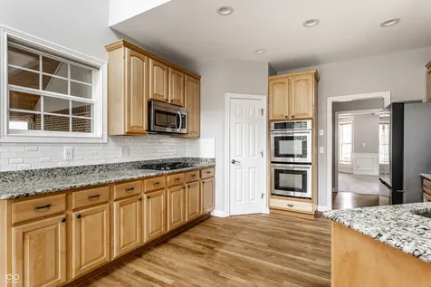 14152 Ledgewood Way Carmel IN 46032