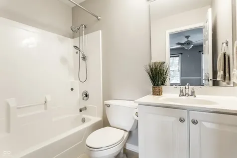 14152 Ledgewood Way Carmel IN 46032