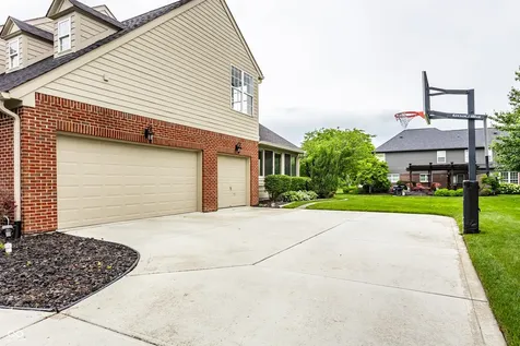 14152 Ledgewood Way Carmel IN 46032
