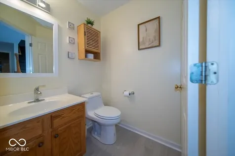 6907 Governors Point Drive Indianapolis IN 46217