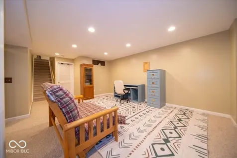 6907 Governors Point Drive Indianapolis IN 46217