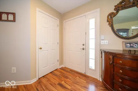 6907 Governors Point Drive Indianapolis IN 46217