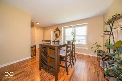 6907 Governors Point Drive Indianapolis IN 46217