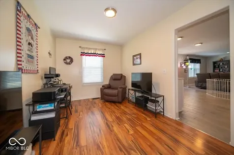 6907 Governors Point Drive Indianapolis IN 46217